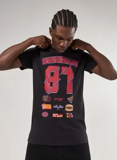 camiseta alongada preta racer