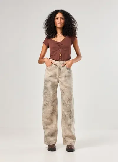 calça wide leg sarja estampada