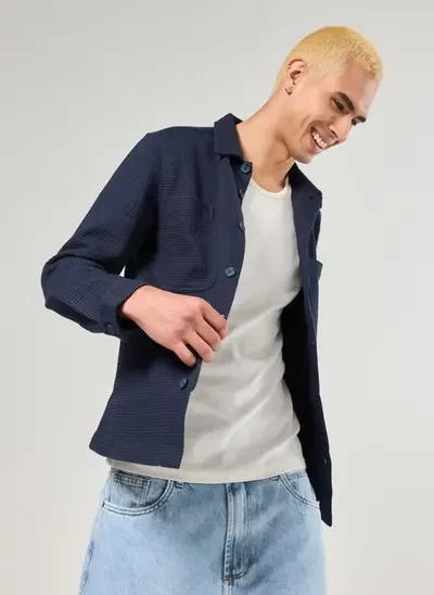 jaqueta estilo camisa texturizada marinho