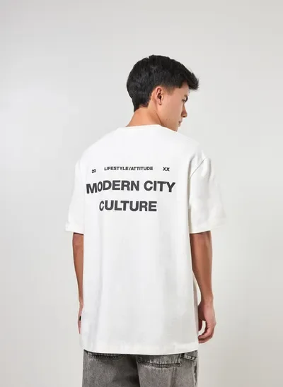 camiseta box em malhão com escrito