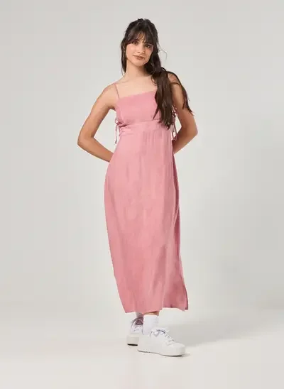 vestido midi estonado com amarrações